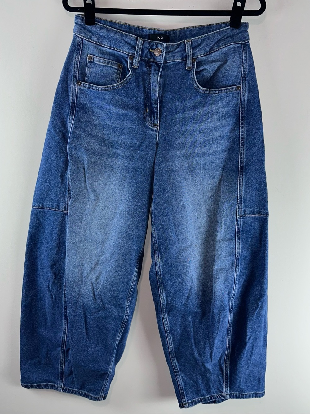 Ruti Barrel Leg Jeans Size 8